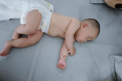 呼伦贝尔怀孕肚子撑的难受